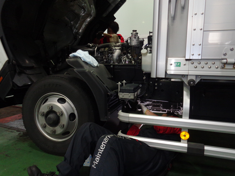 年間1,000台車検可能